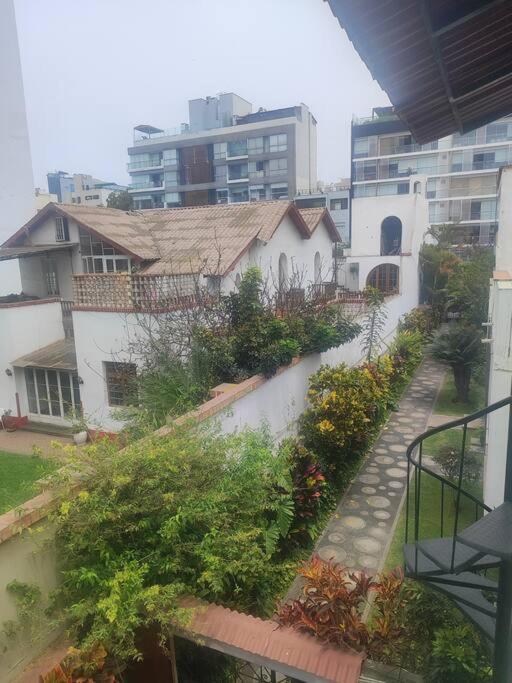 Comoda Independiente Miraflores